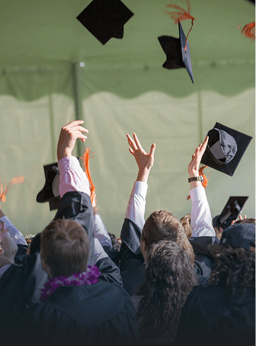 PROMS & GRADUATIONS